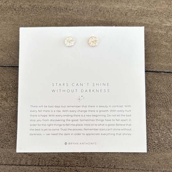 Bryan Anthonys Jewelry - Bryan Anthonys Gold Floral Stud Earrings